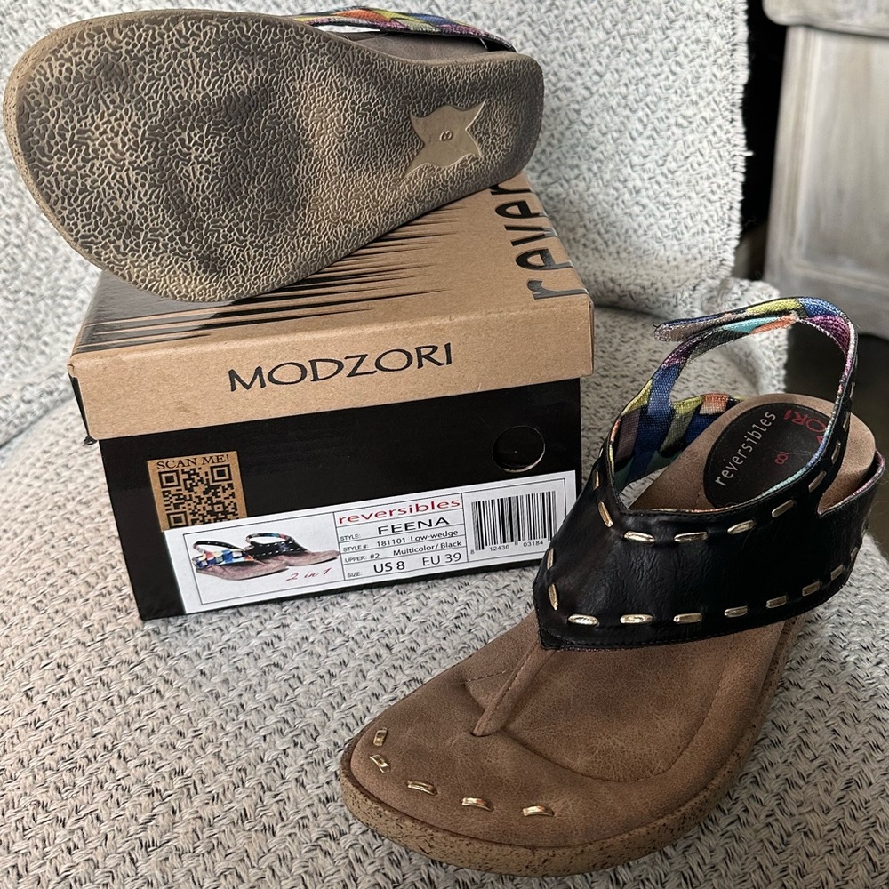 Modzori reversible Feena sandals with low wedge. Twist to change. Size 8, $60 - Picture 6 of 7
